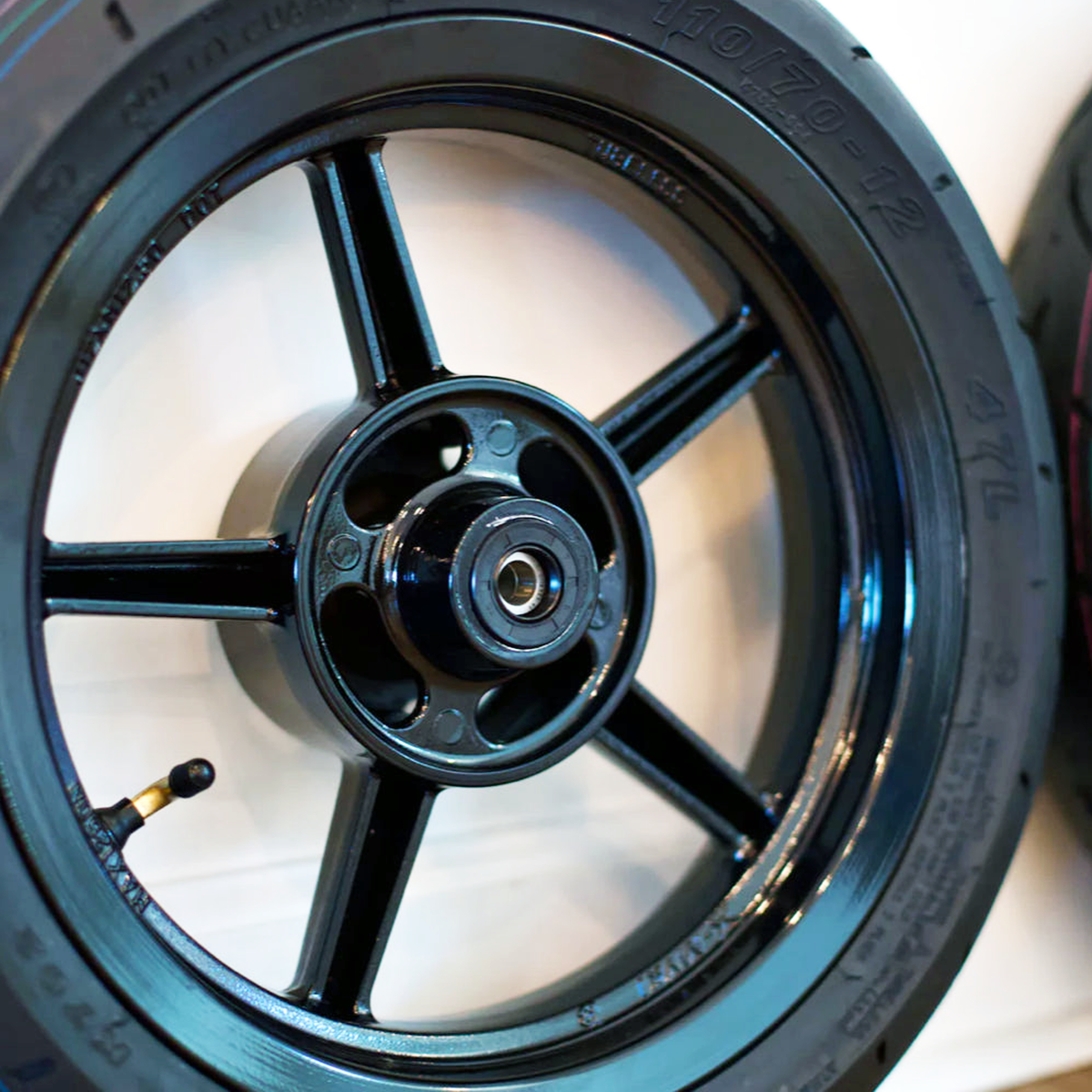 12-inch supermoto wheel set for Tuttio, Yozma, HeyBike and Razor mini motos - close-up detail