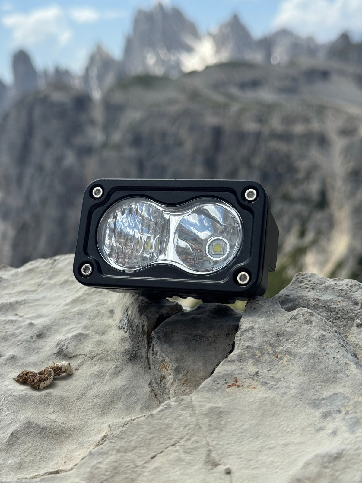 Battery Powered Baja Light