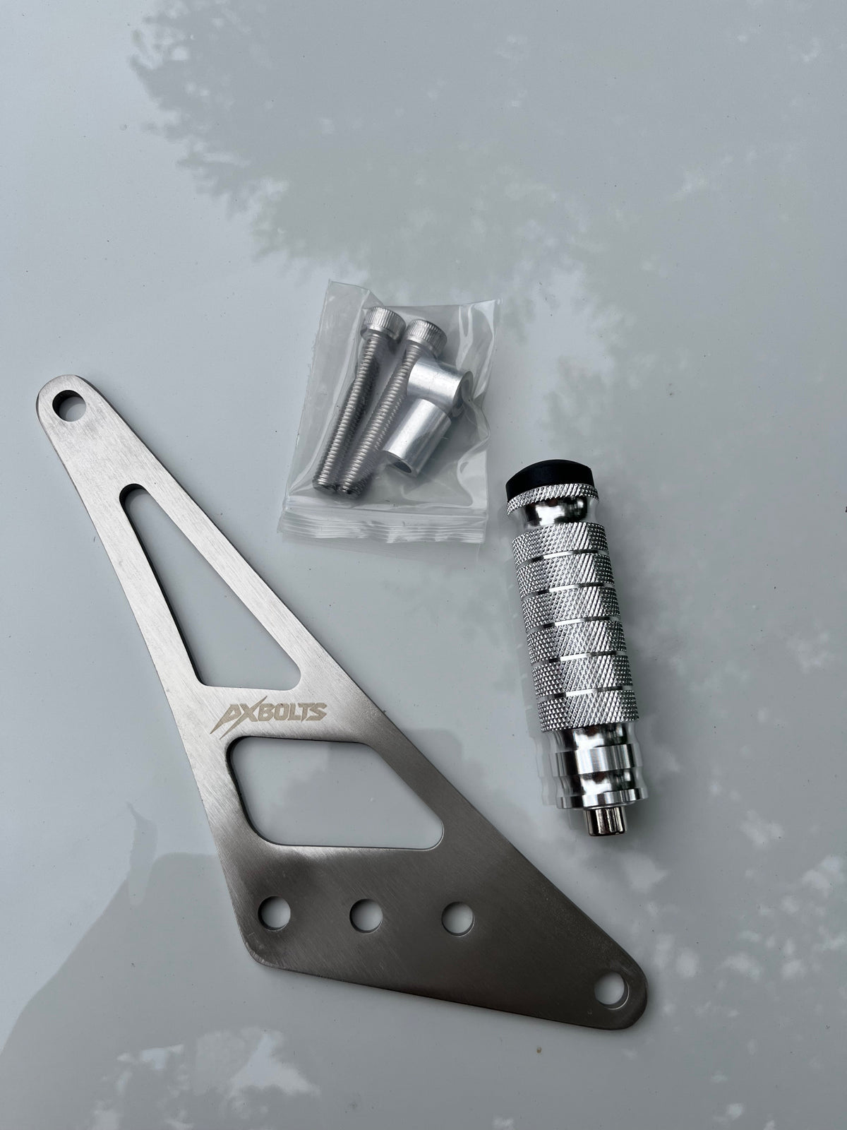 Surron Ultra Bee Footlock/ Shiftlock Axbolts
