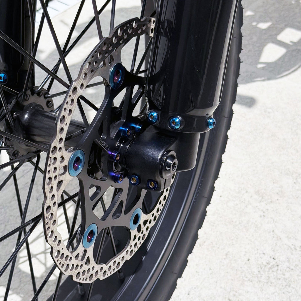 Ghostcat F4X and F3X titanium bolt kit V2, 28-piece set - detail view