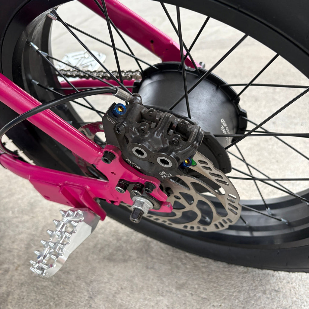 Macfox X1 and X2 titanium bolt kit V2 - detail view