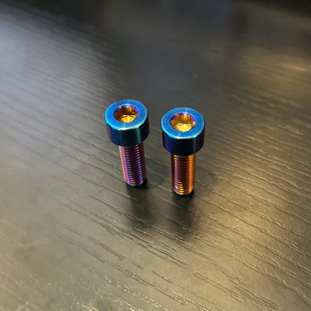 Ultra Bee Brake Mount (Set of 2) Axbolts